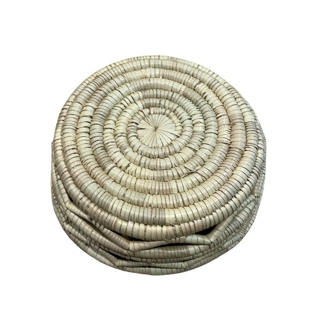 Seagrass Decorative Basket Woven Rattan Round Boho Storage Shelf Decor Console